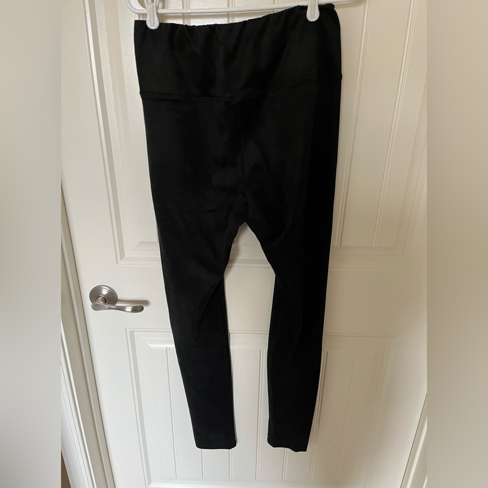 *3 for 100* NWOT ARITZIA Wilfred free suede look black leggings size L